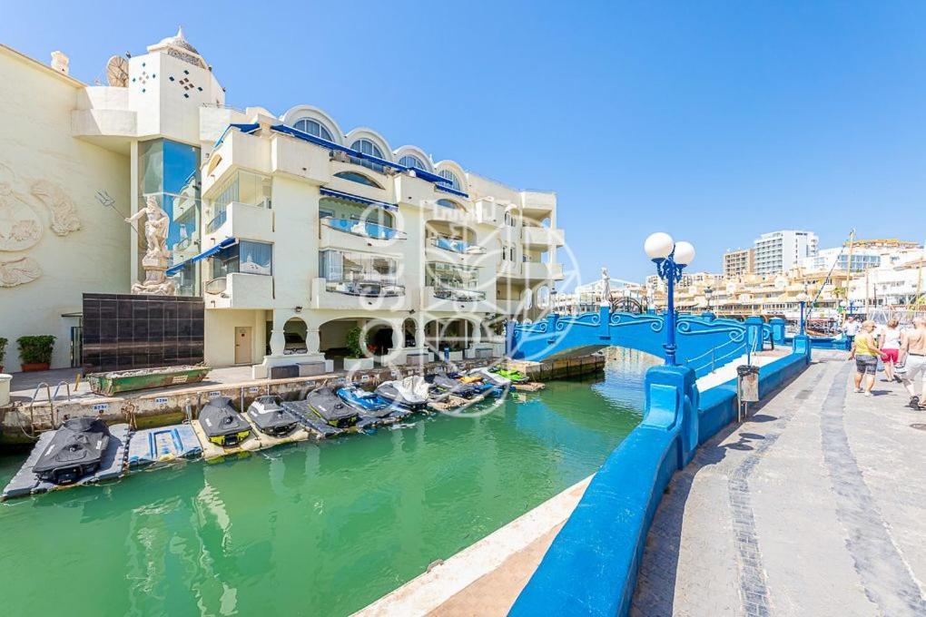 Lejlighed Malaga Puerto De En La Primera Isla Con Piscina Y Parking 3 Vista Al Mar Y Yates Benalmádena