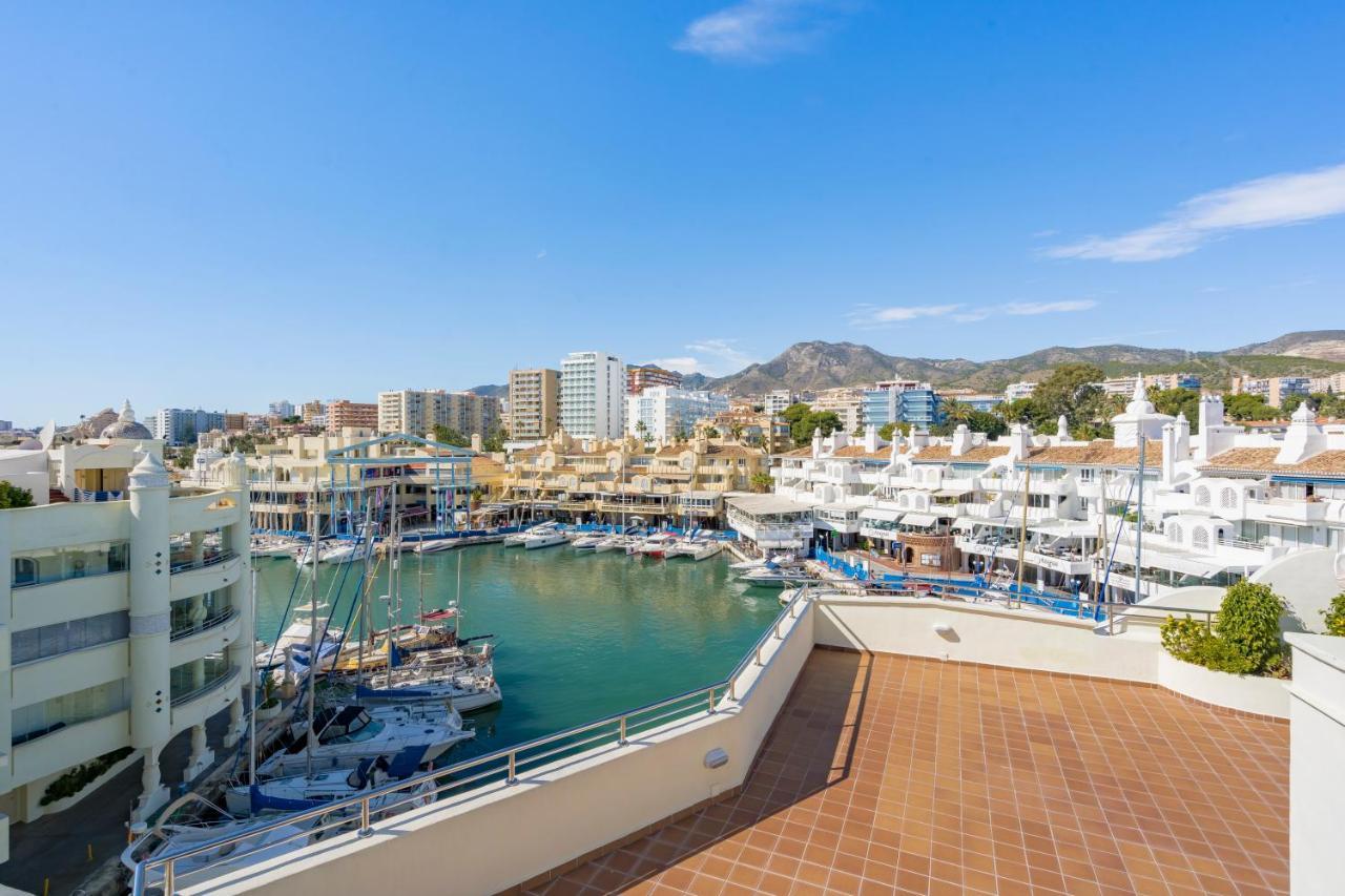 Lejlighed Malaga Puerto De En La Primera Isla Con Piscina Y Parking 3 Vista Al Mar Y Yates