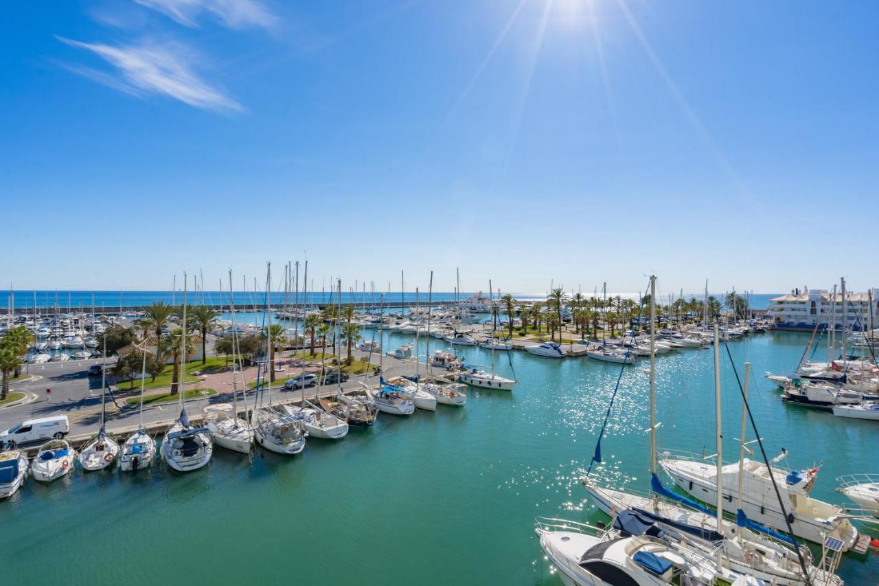 Malaga Puerto Benalmadena: Seaside With Pool And Marina Views Apartment *